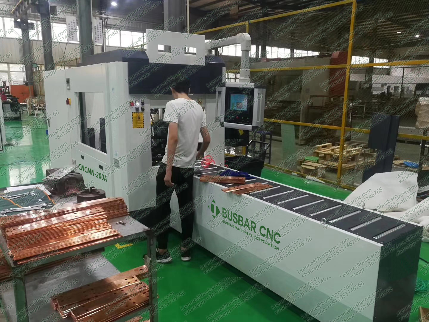 Máquina CNC para Biselado de Barras de Cobre CNCDMN-200A para Tableros Eléctrico